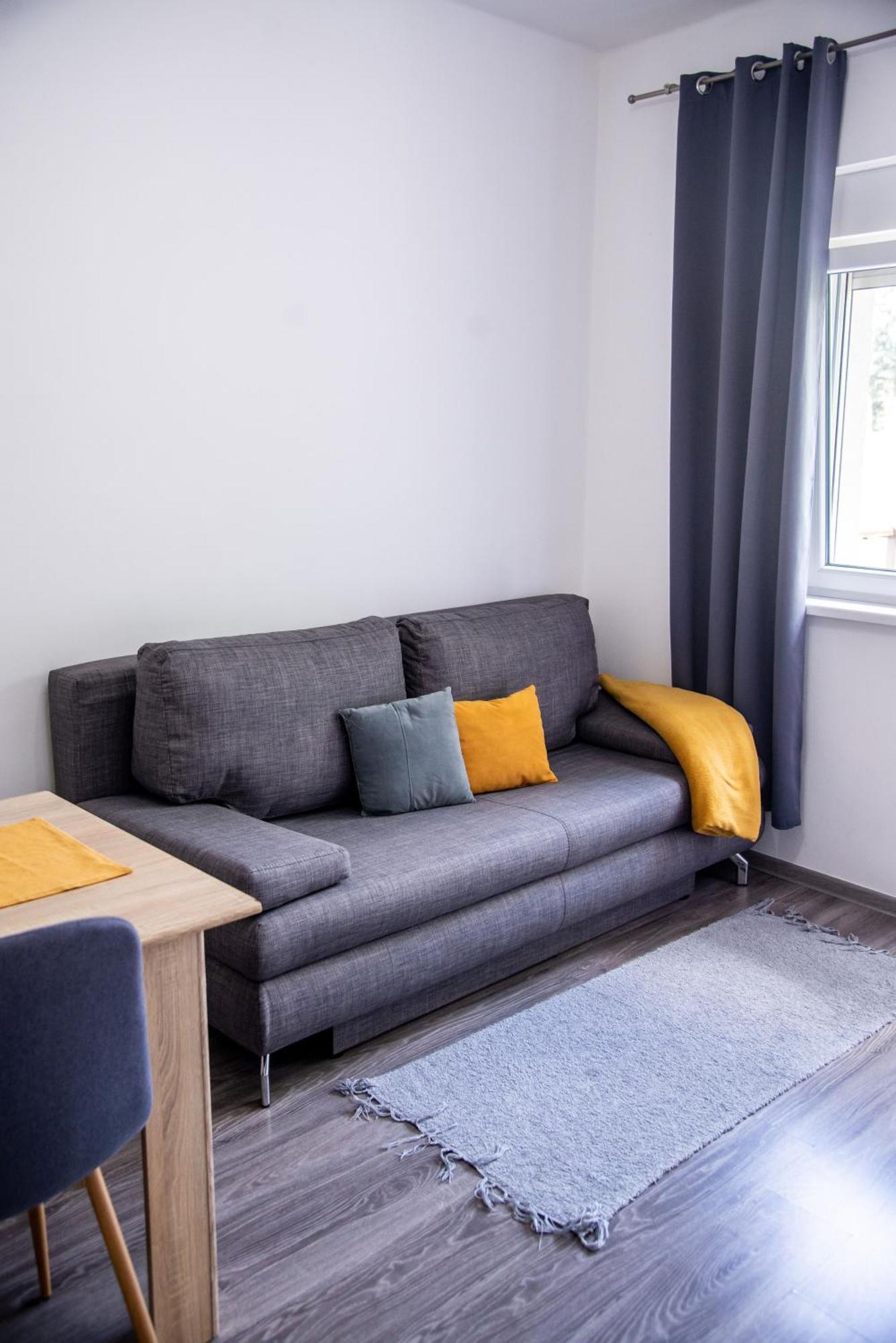 Apartmani Maslacak Vrdnik Exterior photo