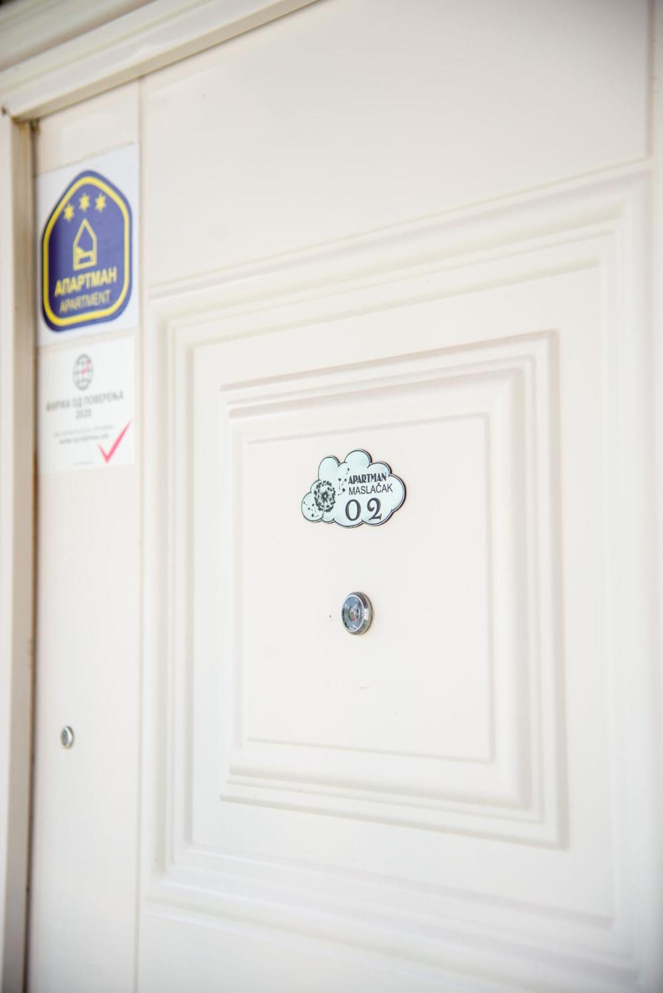 Apartmani Maslacak Vrdnik Exterior photo