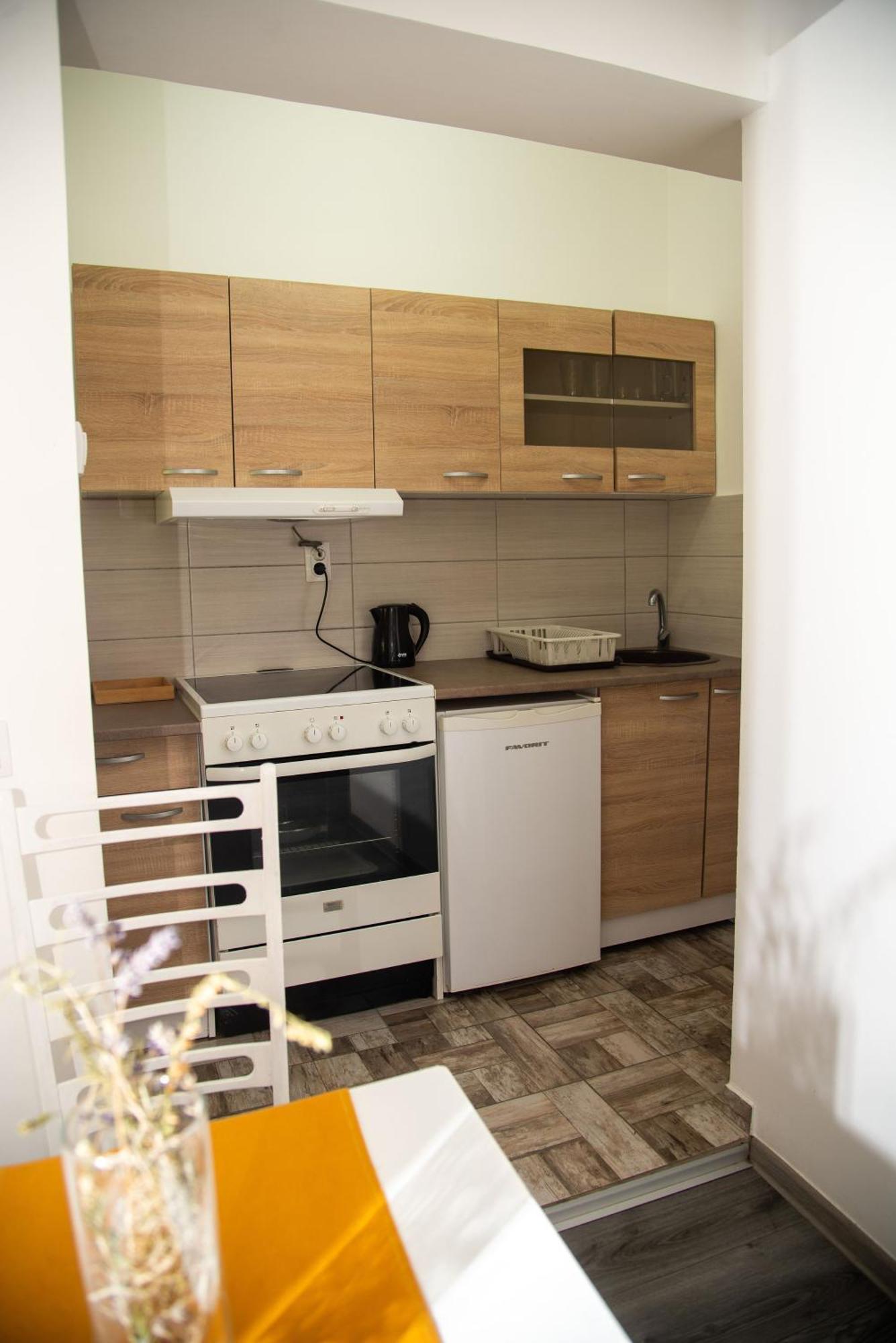 Apartmani Maslacak Vrdnik Exterior photo
